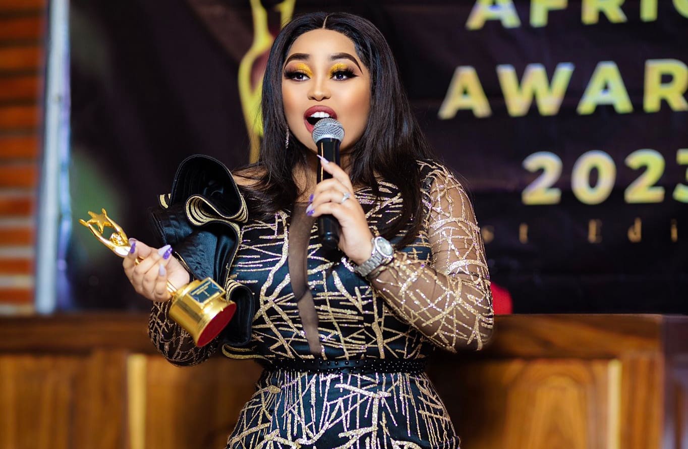 DJ Hlo takes home the title of Africa’s Best Female DJ of the Year