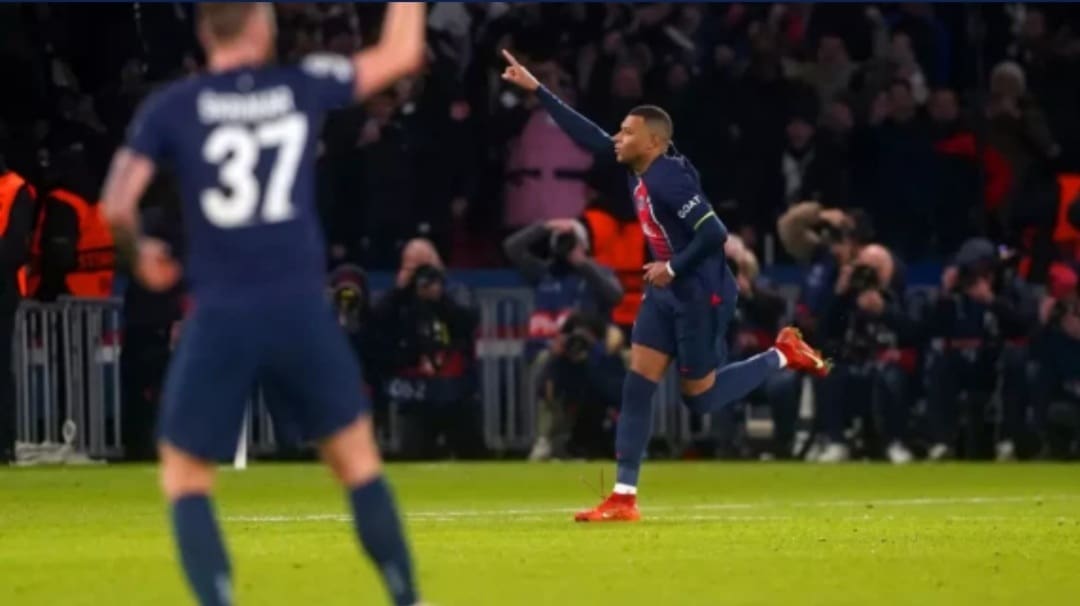 Kylian Mbappe’s controversial penalty denies Newcastle a famous win at PSG