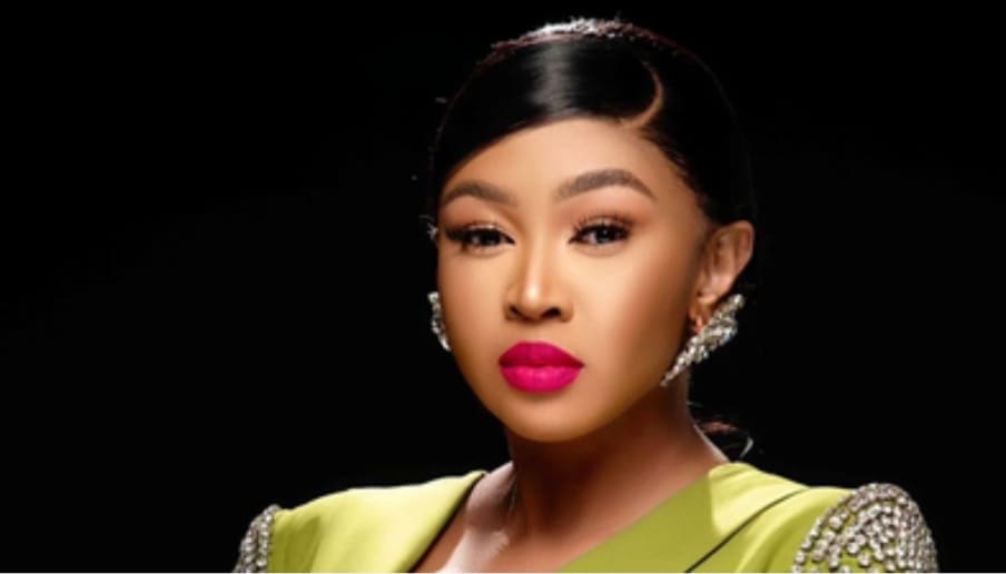 U-Ayanda Ncwane uphumela obala ngokuthola uthando