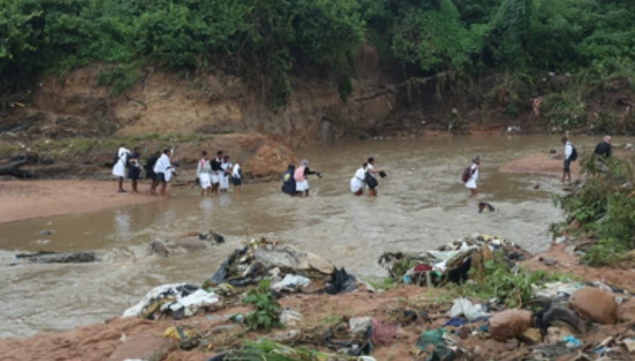 Inselelo kubafundi ngebhuloho eligugulwe yizikhukhula