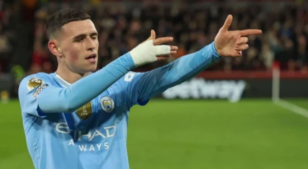 Phil Foden hat-trick sees Manchester City bury Brentford