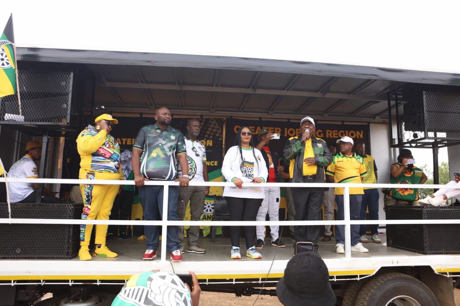 President Ramaphosa led a door-to-door campaign in Orange Farm