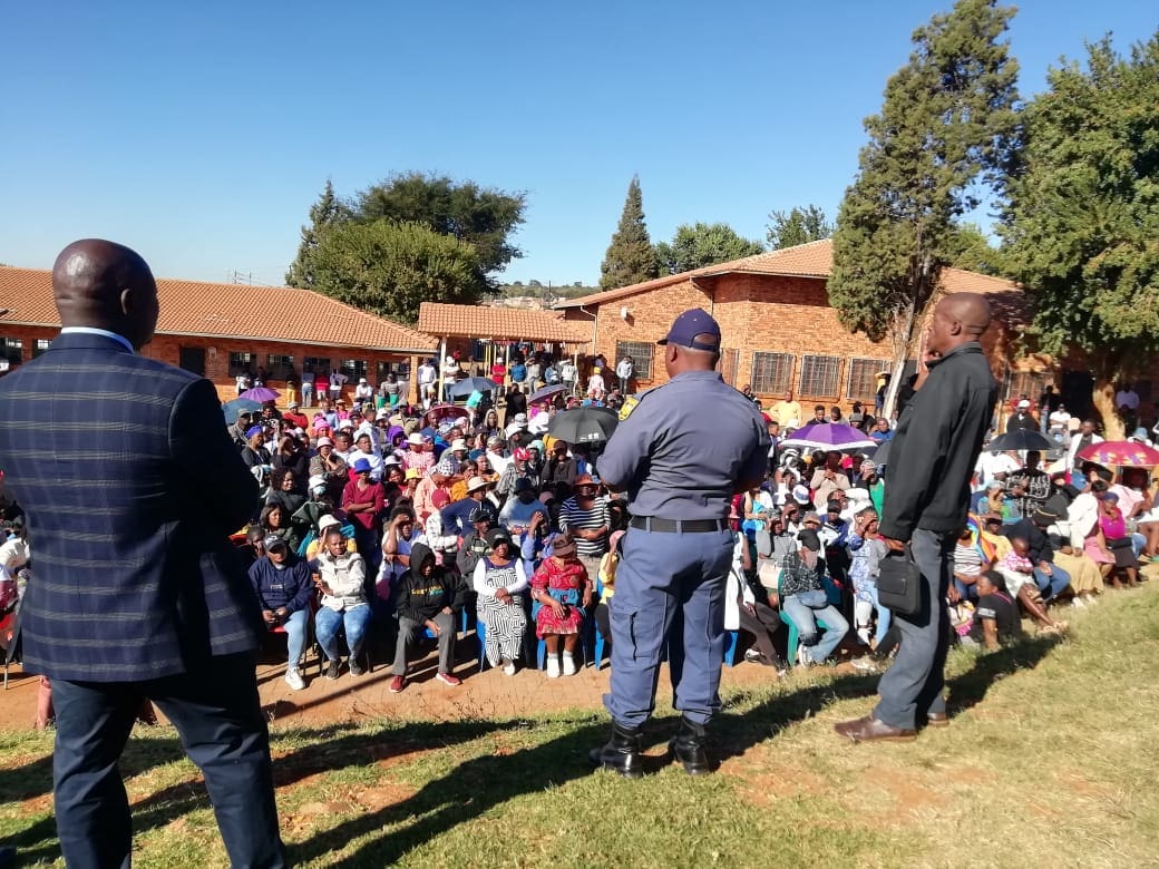 Concerns arise following armed robbery of a teacher at Vulanindlela Secondary