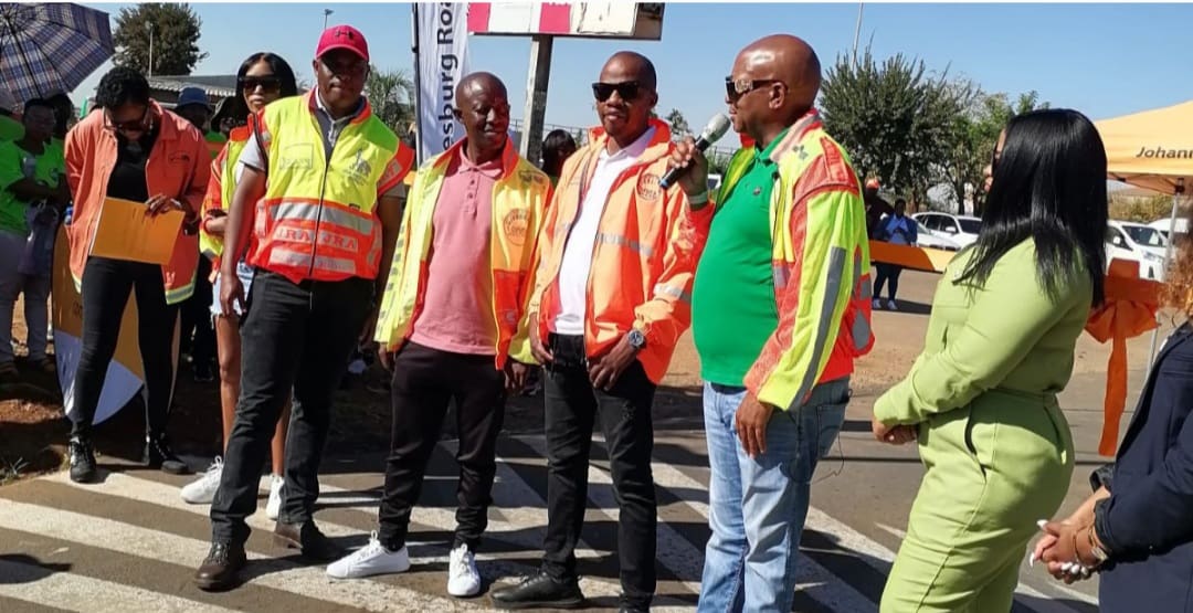 MMC for Transport Kenny Kunene reopens Vincent Street and Link Road in Ward 4 after rehabilitation
