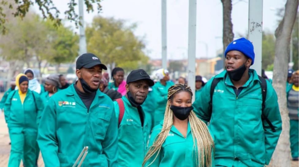 Premier Lesufi dismisses allegations of Nasi iSpani programme discontinuation as false and malicious