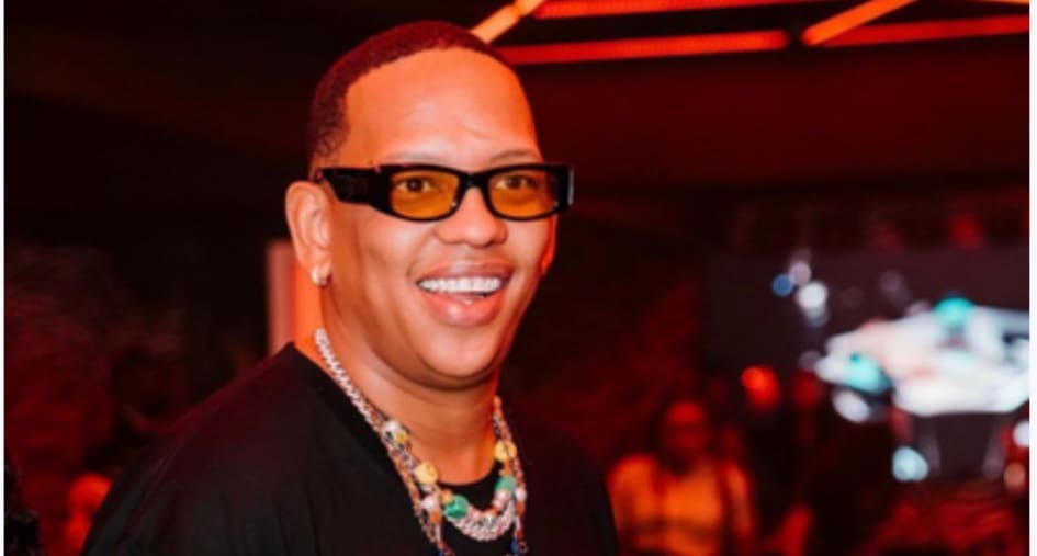 Ucela imikhuleko umndeni kaDa L.E.S, oshaywe isifo sohlangothi (stroke)