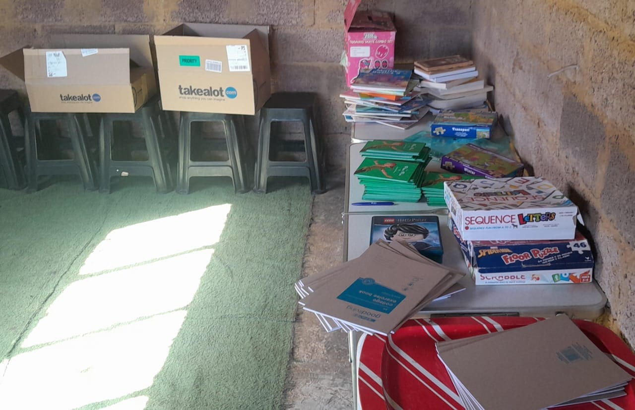 Generous stationery donation boosts Drieziek 3’s Abantu Literacy League