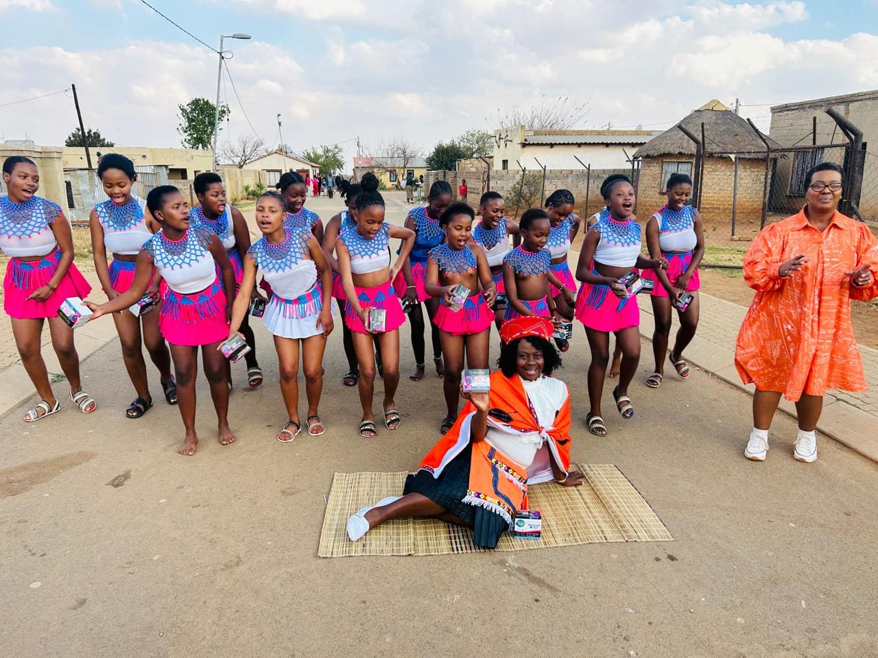 Anna Molefe and partners bring joy to Inqolobane Elegant Girls with sanitary towels donation