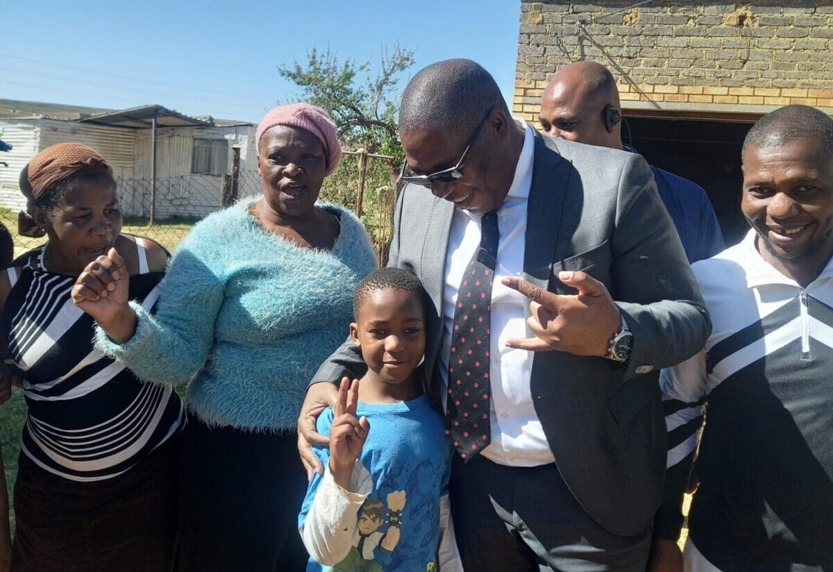 Kwakhanya: Orange Farm residents celebrate as Premier Lesufi restores power
