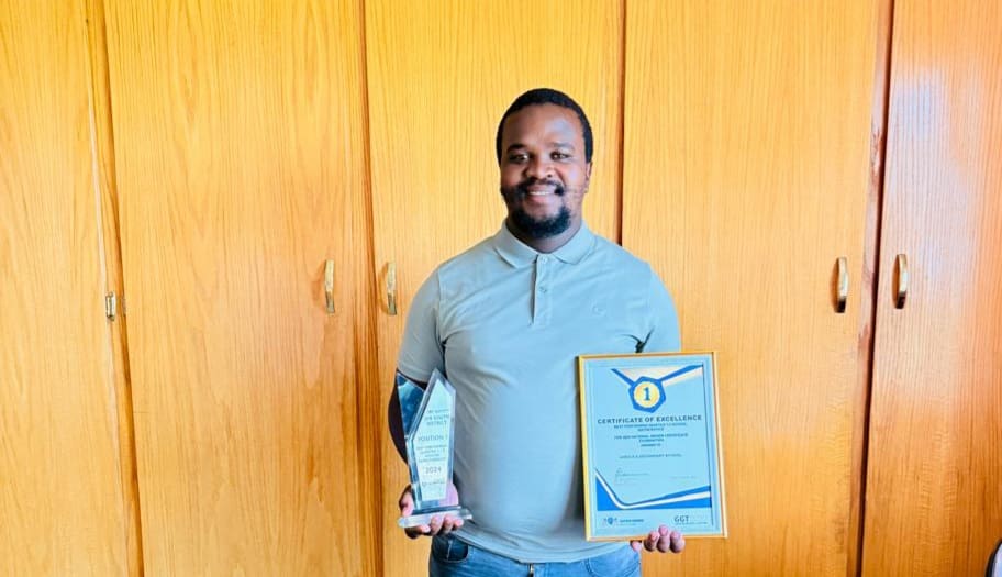 Jabulile Secondary Maths teacher wins prestigious  award!