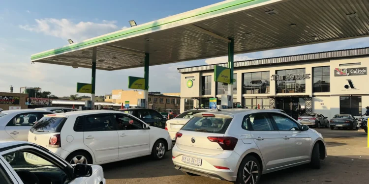 Petrol increases this Wednesday as diesel drops