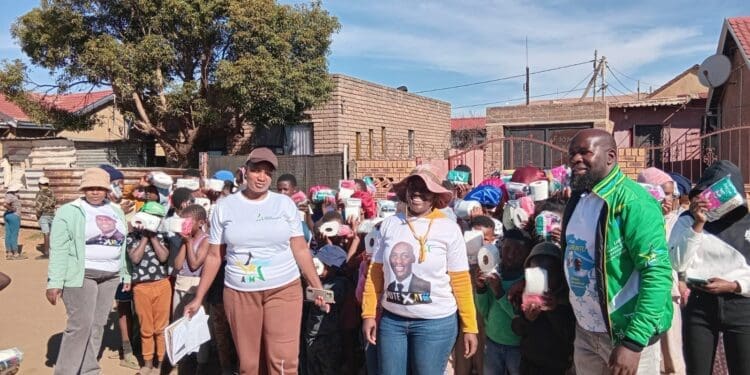 ATM donates 100 toiletry packs to Ext 2 children